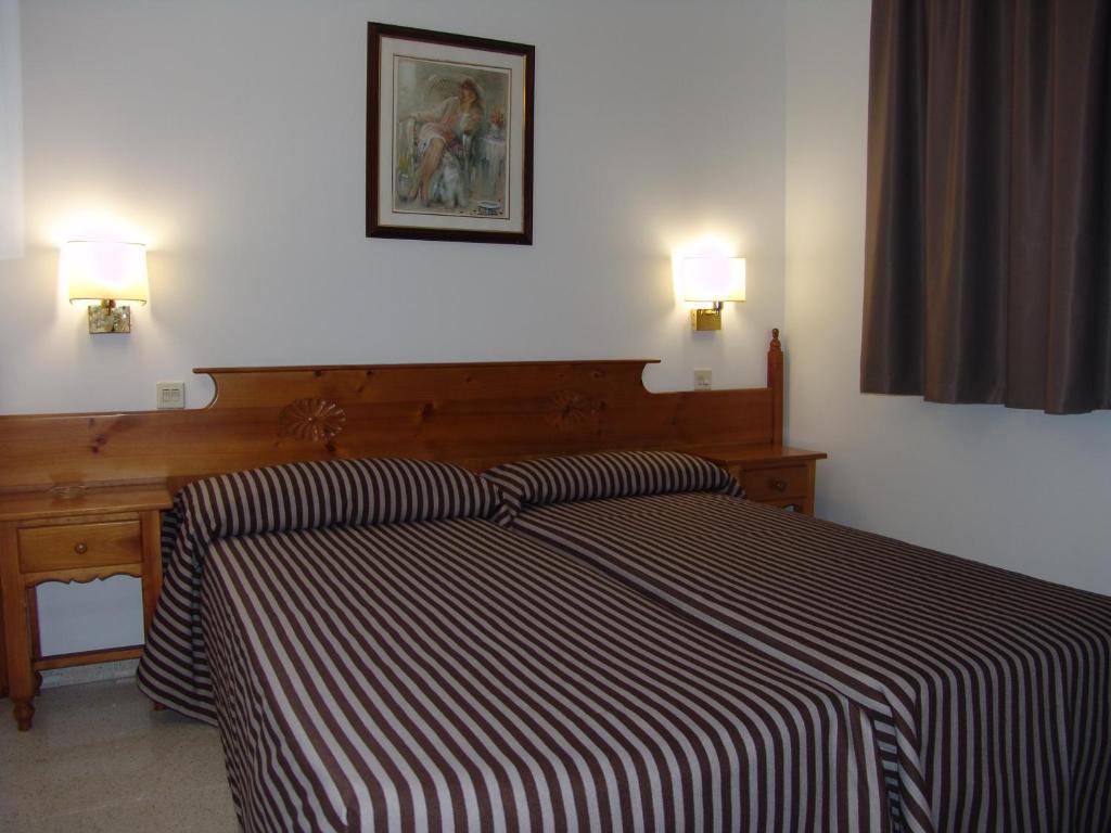 Apartamentos Santi Λορέτ Ντε Μαρ Δωμάτιο φωτογραφία