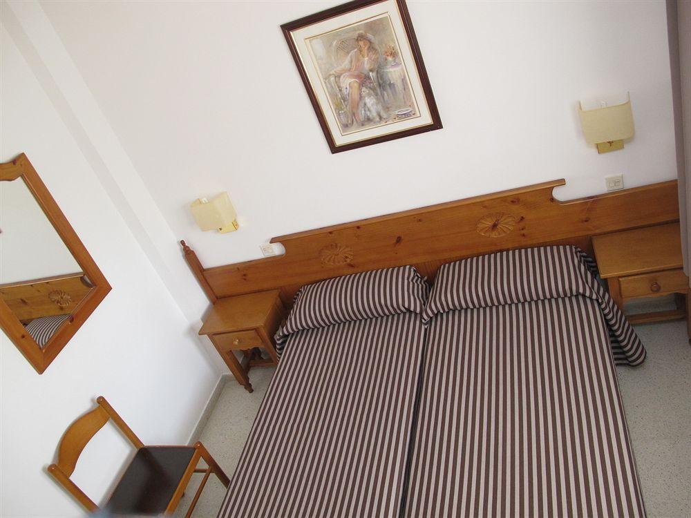 Apartamentos Santi Λορέτ Ντε Μαρ Εξωτερικό φωτογραφία
